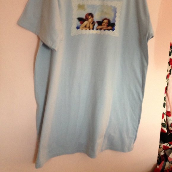 Woman's Night Shirt with Raphael's Angels - Picture 3 of 3